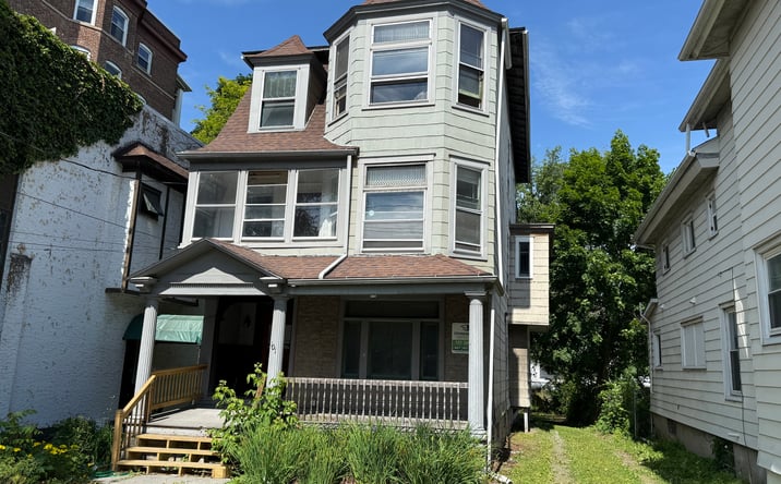 Pictures of Multifamily property located at 101 Oak ST, Binghamton, NY 13905 for sales - image #1