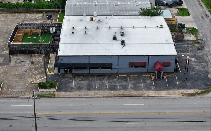 Pictures of Retail property located at 6500 Dixie Drive, Houston, TX 77087 for sales - image #1