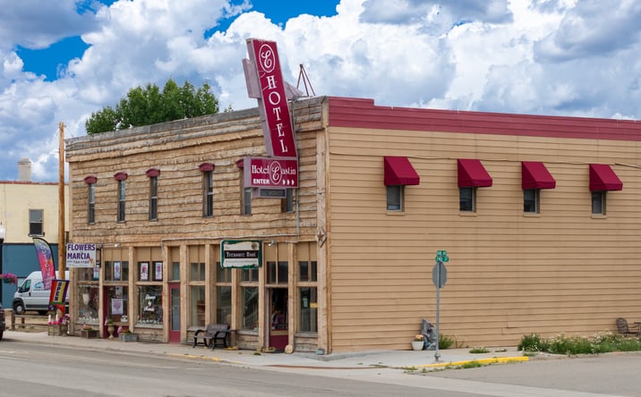 Pictures of Multifamily, Hospitality, Mixed Use property located at 104 S 2nd St, Kremmling, CO 80459 for sales - image #1