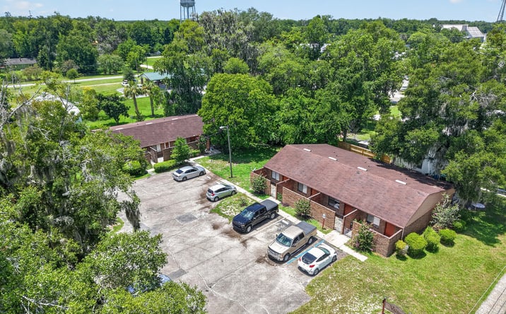 Pictures of Multifamily property located at 18580 NW 234th Street, High Springs, FL 32643 for sales - image #1