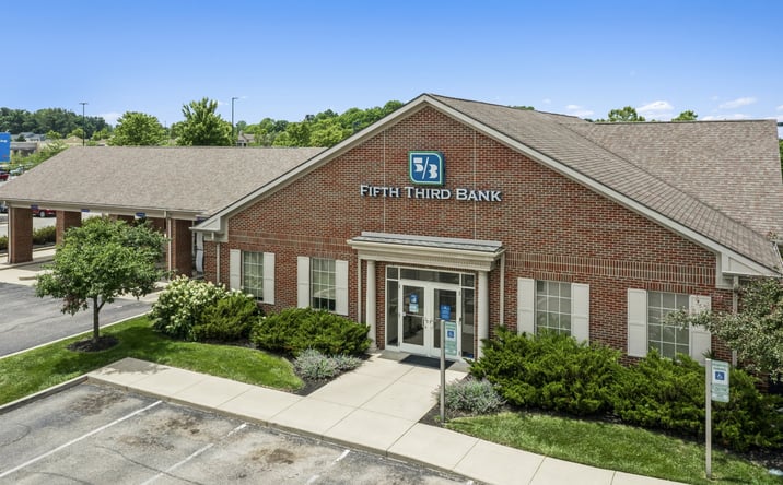 Pictures of Retail property located at 20 South Tuttle Road, Springfield, OH 45505 for sales - image #1