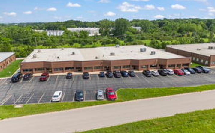 Pictures of Industrial property located at 241 Oswalt Ave Unit 241, Batavia, IL 60510 for sales - image #1