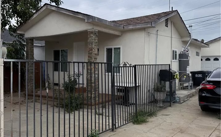 Pictures of Multifamily property located at 943 S Ford, Los Angeles, CA 90022 for sales - image #1