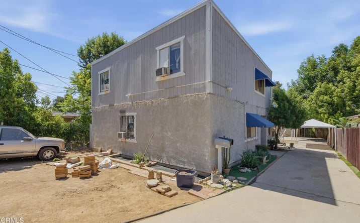 Pictures of Multifamily property located at 158 E Sacramento Street, Altadena, CA 91001 for sales - image #1