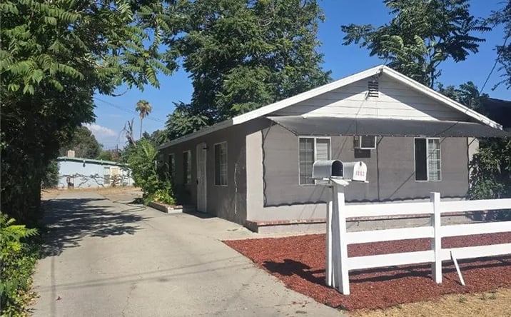 Pictures of Multifamily property located at 1063-1065 N Pershing, San Bernardino, CA 92410 for sales - image #1