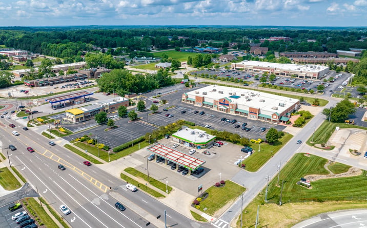 Pictures of Retail property located at 3634 Massillon Road, Uniontown, OH 44685 for sales - image #1