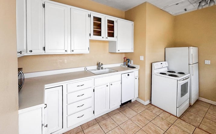 Pictures of Multifamily property located at 2722-2730 T Street, Sacramento, CA 95818 for sales - image #1