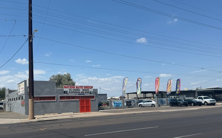Pictures of Retail property located at 906 East Broadway Road, Phoenix, AZ 85040 for sales - image #1