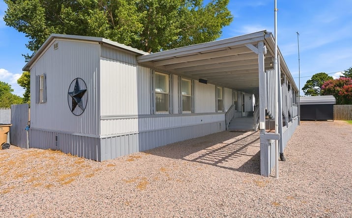 Pictures of Mixed Use property located at 3048 Kelly, Kingston, OK 73439 for sales - image #1