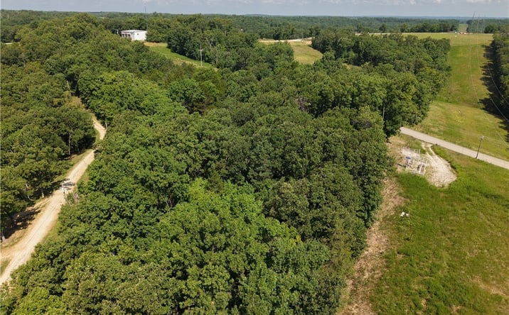 Pictures of Land, Multifamily property located at Lot 33 Red Dirt Road, Camdenton, MO 65020 for sales - image #1