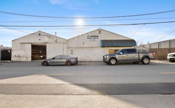 Pictures of Industrial property located at 8401 Baldwin Street, Oakland, CA 94621 for sales - image #1