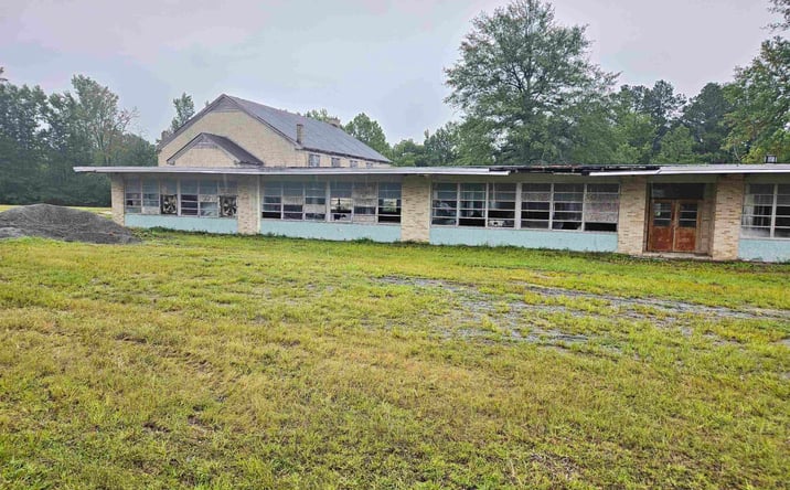 Pictures of Industrial property located at 10106 HIGHWAY 34, Eros, LA 71238 for sales - image #1
