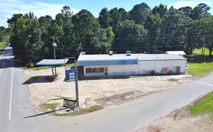 Pictures of Retail property located at 10314 HIGHWAY 143, Farmerville, LA 71241 for sales - image #1