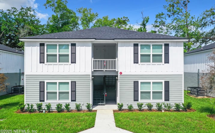Pictures of Multifamily property located at 5669 GEORGE Court 101, Jacksonville, FL 32277 for sales - image #1