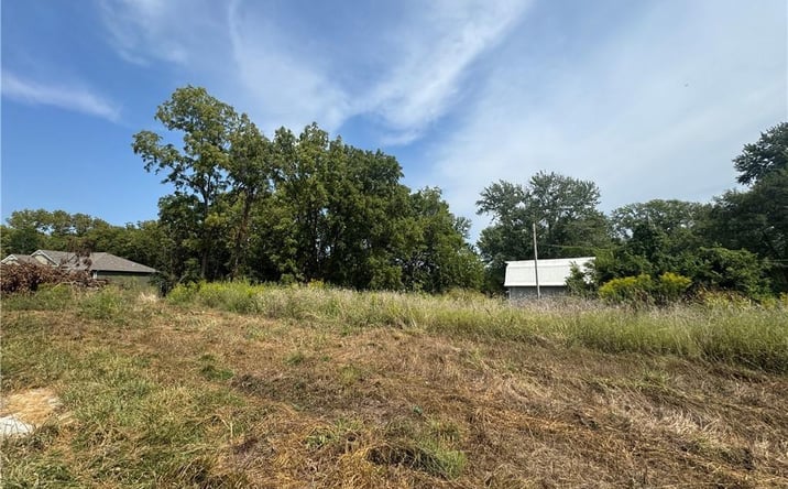 Pictures of Land, Multifamily property located at 1705 Locust Street, Oak Grove, MO 64075 for sales - image #1