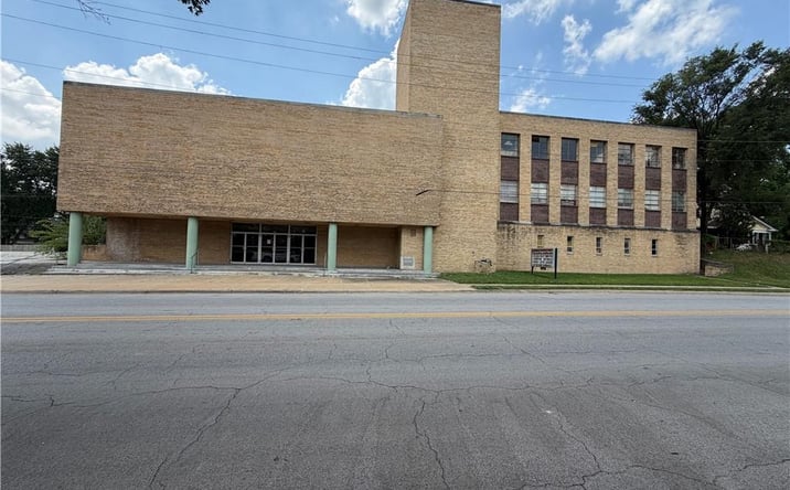 Pictures of Special Purpose, Business for Sale property located at 1335 Quindaro Boulevard, Kansas City, KS 66104 for sales - image #1
