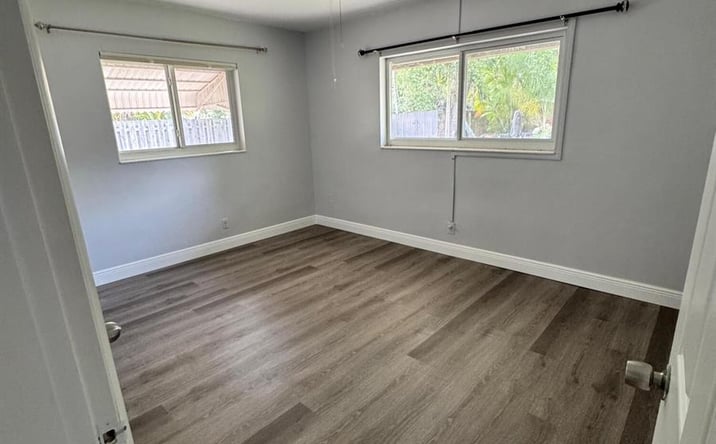 Pictures of Multifamily property located at 4941 SW 27th Avenue # 2 #1-2, Dania Beach, FL 33312 for sales - image #1