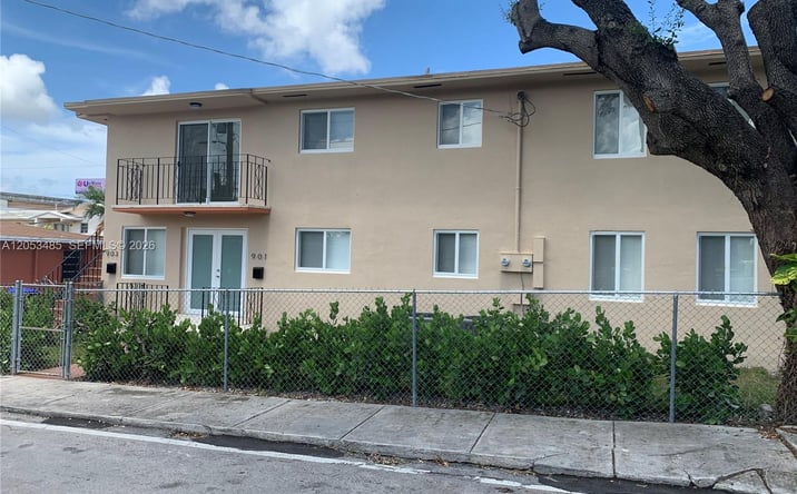 Pictures of Multifamily property located at 901 NW 22nd Ct, Miami, FL 33125 for sales - image #1