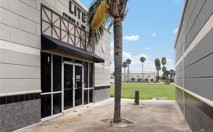 Pictures of Office property located at 2722 Hedfelt Drive # P2, Edinburg, TX 78539 for sales - image #1