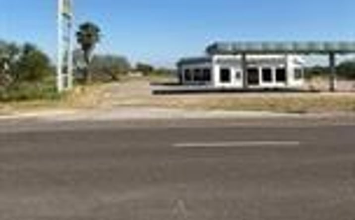 Pictures of Retail, Hospitality, Office, Industrial property located at 6815 US Highway 281 Highway, Encino, TX 78353 for sales - image #1