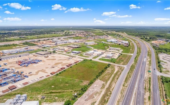 Pictures of Land property located at 944 Bob White Road, Victoria, TX 77905 for sales - image #1