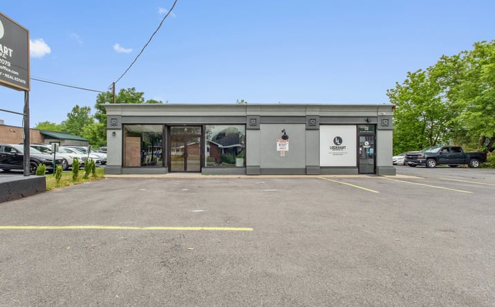 Pictures of Retail, Office property located at 430 South Main Street, North Syracuse, NY 13212 for sales - image #1