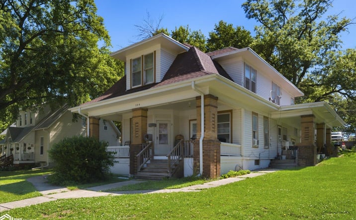 Pictures of Multifamily property located at 209 N Walnut Street, Avoca, IA 51521 for sales - image #1