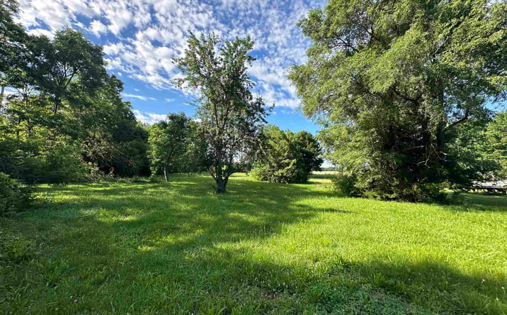 Pictures of Land property located at 839 S Moore, Ottumwa, IA 52501 for sales - image #1
