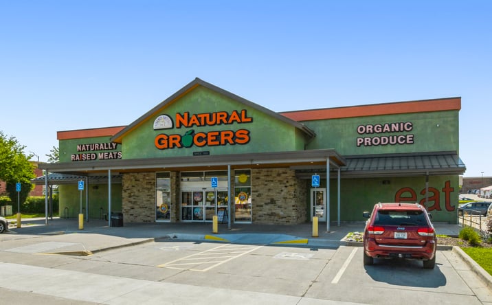 Pictures of Retail property located at 212 N 48th St, Lincoln, NE 68504 for sales - image #1