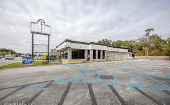 Pictures of Retail, Office property located at 1407 Bienville Boulevard, Ocean Springs, MS 39564 for sales - image #1