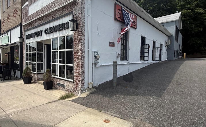 Pictures of Retail property located at 251 Main, Northport, NY 11768 for sales - image #1