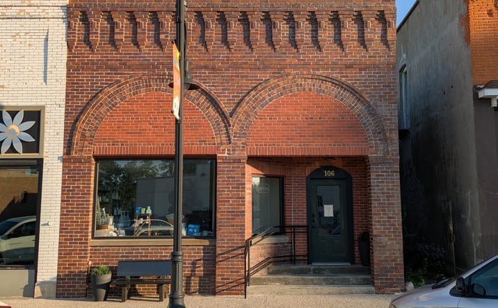 Pictures of Retail property located at 106 Northeast 2nd Street, Stuart, IA 50250 for sales - image #1