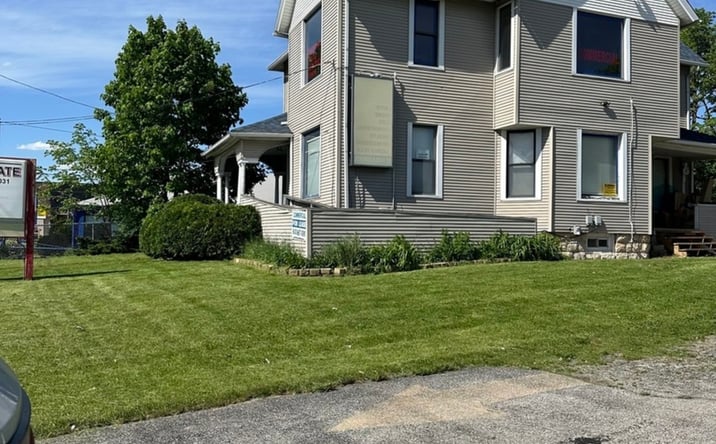 Pictures of Office property located at 717-727 Lake Street N, Aurora, IL 60507 for sales - image #1