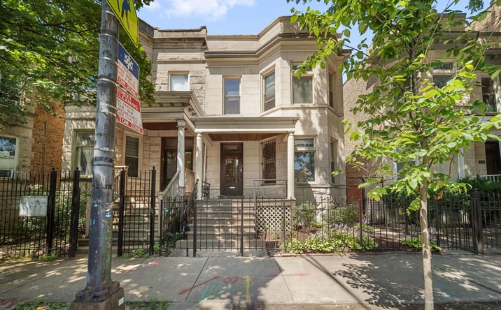 Pictures of Multifamily property located at 4150 N Ashland Avenue, Chicago, IL 60613 for sales - image #1