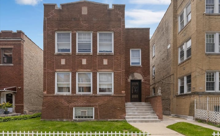 Pictures of Multifamily property located at 6219 N Claremont Avenue, Chicago, IL 60659 for sales - image #1