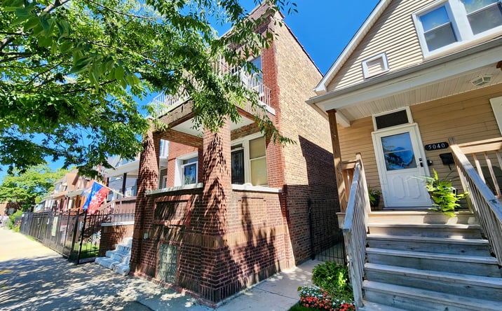 Pictures of Multifamily property located at 5042 W Superior Street, Chicago, IL 60644 for sales - image #1