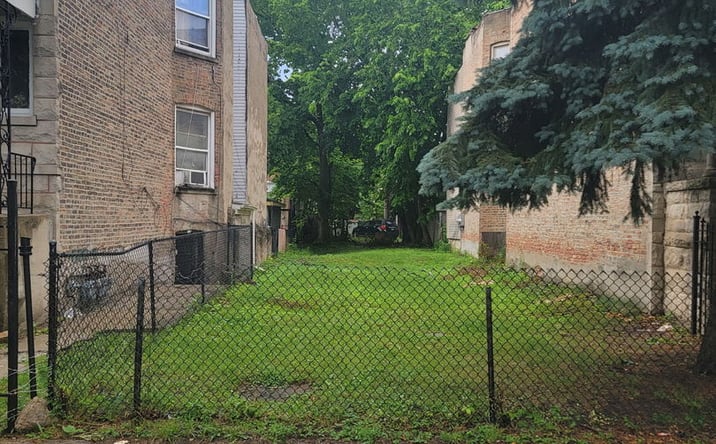 Pictures of Land, Multifamily property located at 4218 W Gladys Avenue, Chicago, IL 60624 for sales - image #1