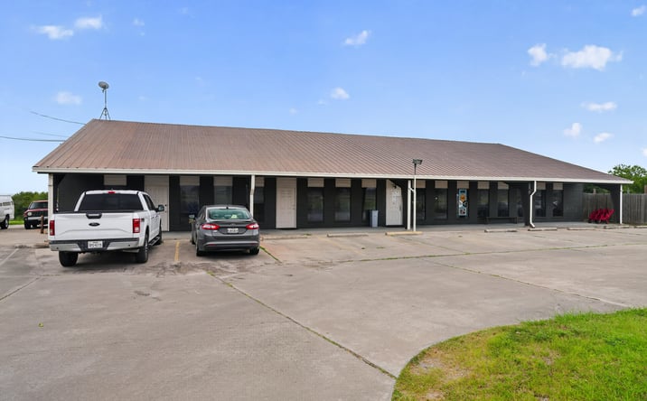 Pictures of Retail, Office, Special Purpose property located at 13122 IH 37, CORPUS CHRISTI, TX 78410 for sales - image #1