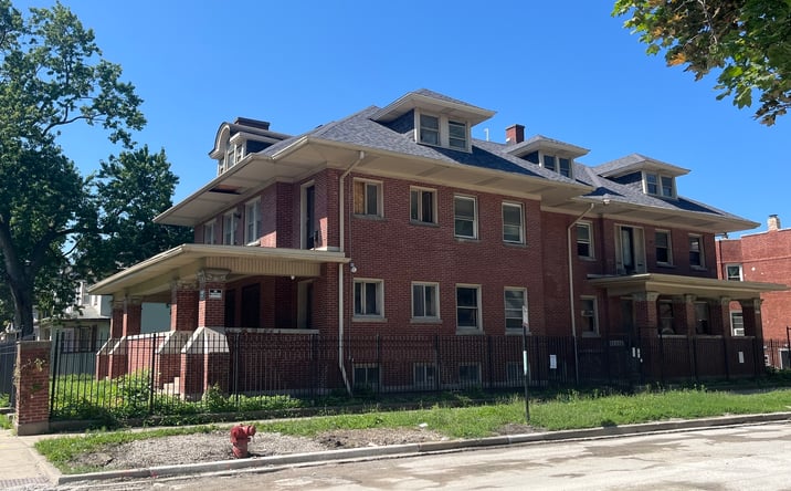 Pictures of Multifamily property located at 446 N Pine Avenue, Chicago, IL 60644 for sales - image #1