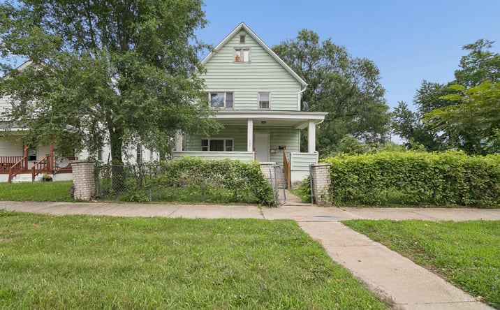 Pictures of Multifamily property located at 768 N Indiana Avenue, Kankakee, IL 60901 for sales - image #1