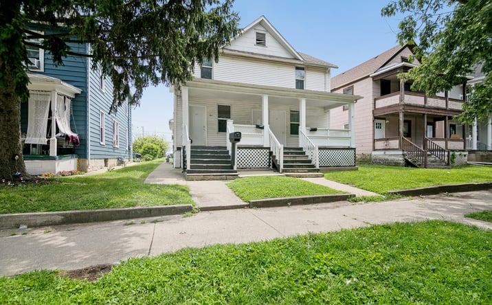 Pictures of Multifamily property located at 360 S Washington Avenue, Kankakee, IL 60901 for sales - image #1
