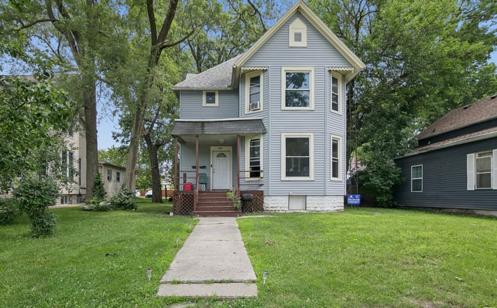 Pictures of Multifamily property located at 464 Harrison Avenue S, Kankakee, IL 60901 for sales - image #1