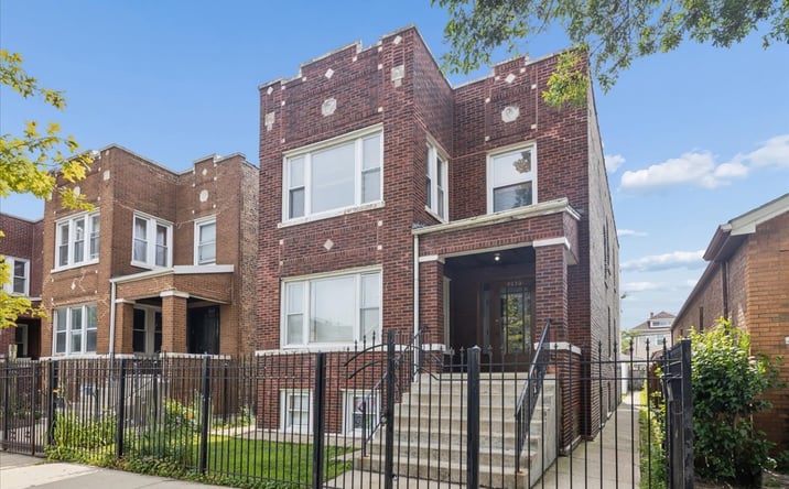 Pictures of Multifamily property located at 4630 S Sawyer Avenue, Chicago, IL 60632 for sales - image #1