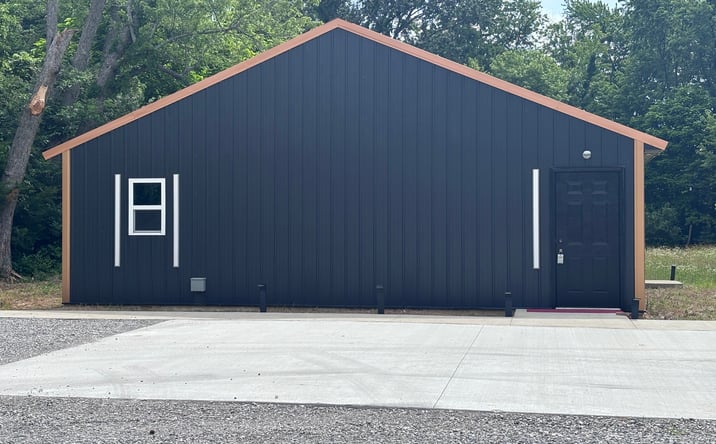 Pictures of Retail property located at 3016 Benton Road, Mt Vernon, IL 62864 for sales - image #1