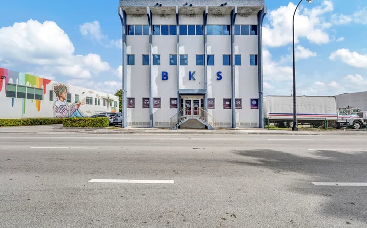 Pictures of Office, Mixed Use, Self Storage property located at Northwest 36th Street, Miami Springs, FL 33166 for sales - image #1