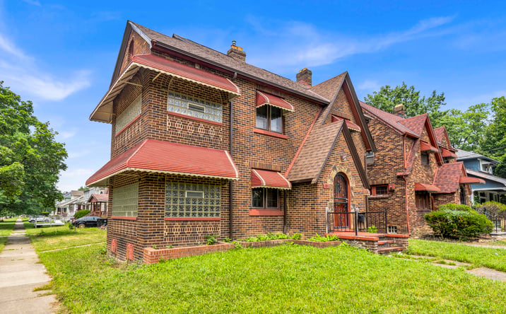 Pictures of Multifamily property located at 3852 East 140th Street, Cleveland, OH 44128 for sales - image #1