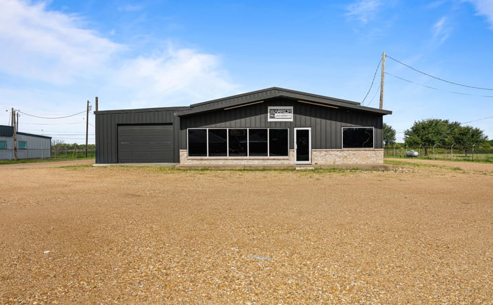 Pictures of Retail, Mixed Use, Office property located at 2507 W LOOP, EL CAMPO, TX 77437 for sales - image #1