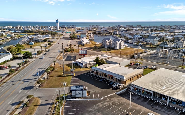 Pictures of Retail property located at 311 Atlantic Beach Cswy, Atlantic Beach, NC 28512 for sales - image #1