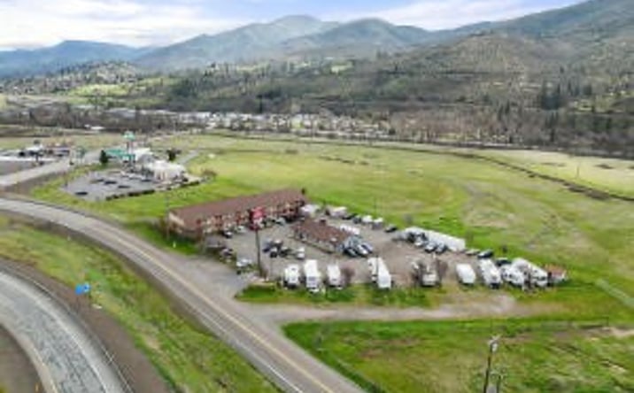 Pictures of Hospitality property located at 50 Lowe Road, Ashland, OR 97520 for sales - image #1
