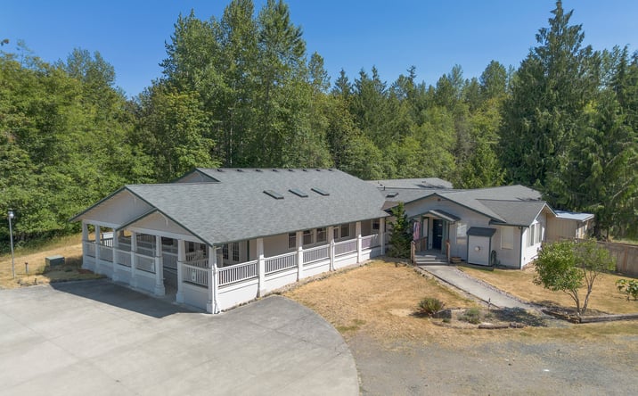 Pictures of Hospitality, Senior Living, Special Purpose property located at 202 BIRDSONG LN, PORT ANGELES, WA 98362-7470 for sales - image #1
